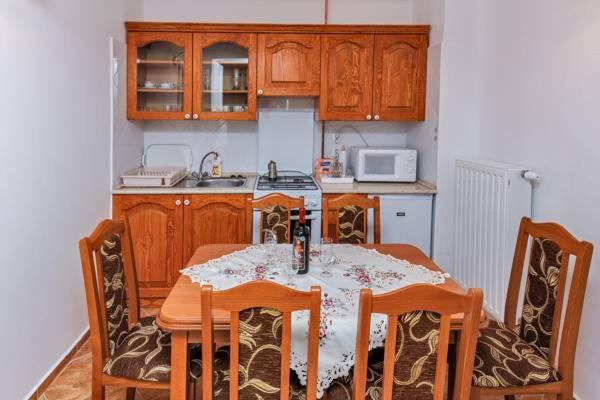 Arany Csillag Apartman Eger Eksteriør billede